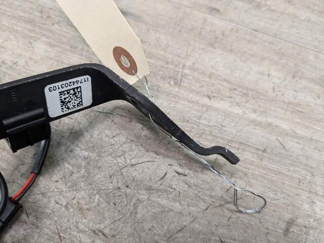 17-21 OEM BMW G21 G20 330 M340 Rear Left Driver Seatbelt Seat Belt Buckle