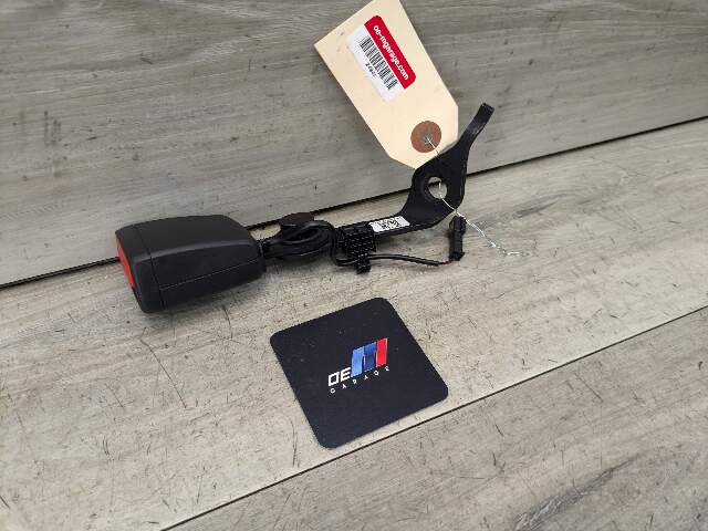 17-21 OEM BMW G21 G20 330 M340 Rear Left Driver Seatbelt Seat Belt Buckle