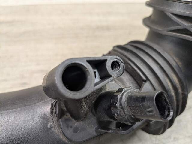OEM BMW G20 M340 B58 Engine Air Filter Housing Intake Hose Pipe