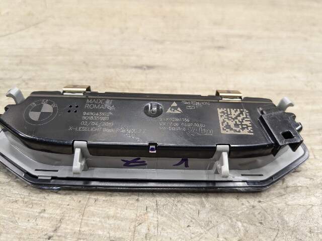 19-24 OEM BMW G20 G06 330 M340 X6 40 M50 Rear Dome Reading Light LED Panel