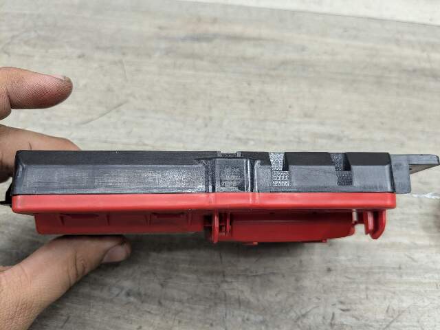 OEM BMW G20 G26 G80 330 M340 Positive Battery Junction Terminal Control Fuse Box