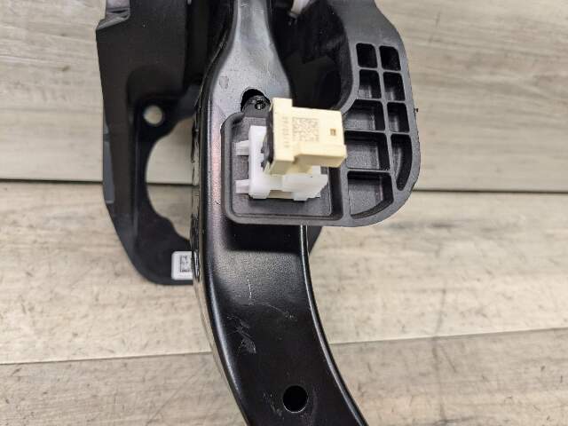 19-24 OEM BMW G20 330 M340 AUTO TRANSMISSION Pedal Assembly Brake