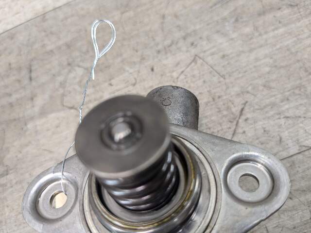 15-20 OEM BMW F80 F82 F83 F87 M2 M3 M4 Engine S55 HPFP High Pressure Fuel Pump