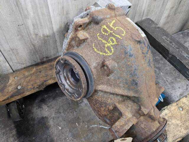 09-11 OEM BMW E90 E91 E92 E93 335d Diesel Rear Differential Axle Carrier 2.81