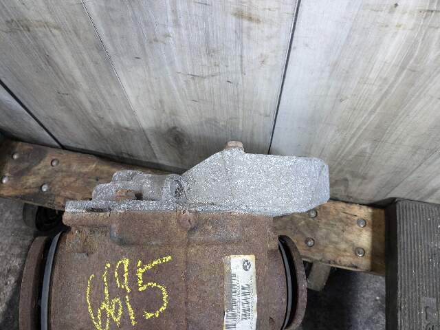 09-11 OEM BMW E90 E91 E92 E93 335d Diesel Rear Differential Axle Carrier 2.81