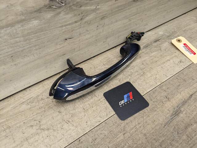 19-21 OEM BMW G30 F90 M5 M8 X5 COMFORT ACCESS Rear Right Door Handle Blue