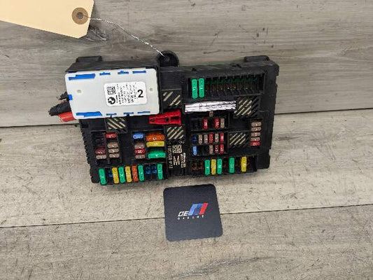 17-21 OEM BMW G30 F90 M5 G11 G12 G14 G15 Rear Power Distribution Fuse Box