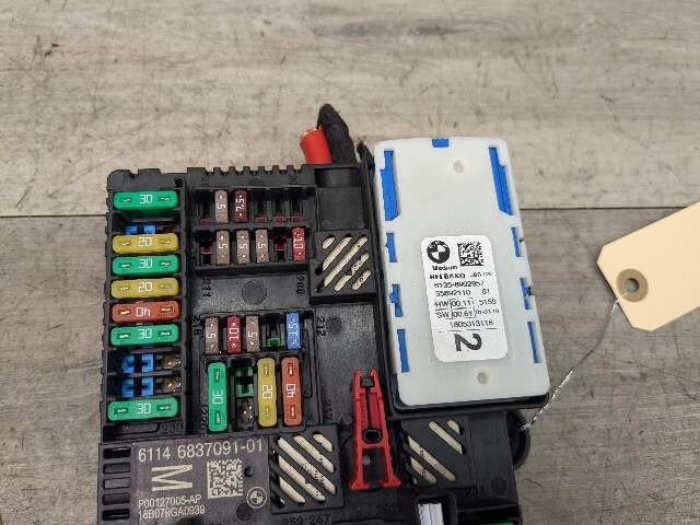 17-21 OEM BMW G30 F90 M5 G11 G12 G14 G15 Rear Power Distribution Fuse Box