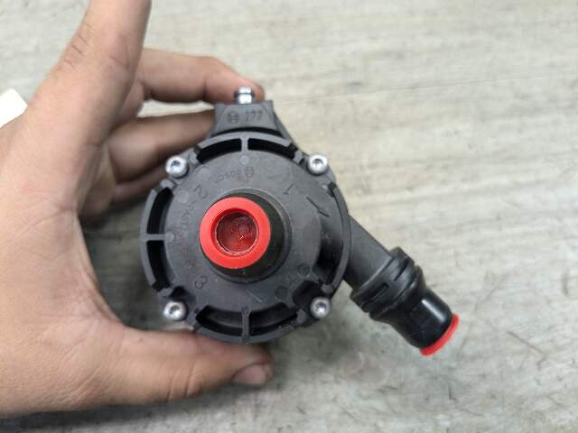 OEM BMW F30 G30 G12 X1 X2 X3 X4 Engine B58 Auxiliary Electric Water Coolant Pump