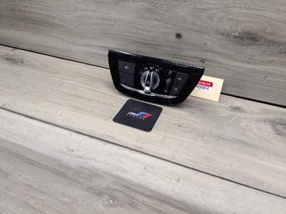 17-20 OEM BMW F90 M5 G30 G32 Headlight Switch Control Panel Light Module BLACK