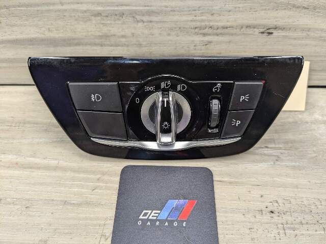 17-20 OEM BMW F90 M5 G30 G32 Headlight Switch Control Panel Light Module BLACK