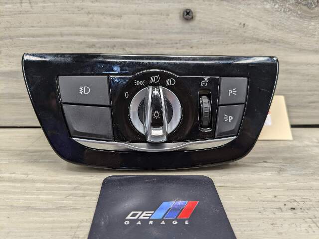 17-20 OEM BMW F90 M5 G30 G32 Headlight Switch Control Panel Light Module BLACK