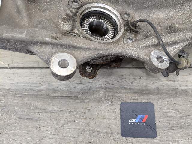 17-23 OEM BMW G14 G15 G16 G30 AWD Front Right Passenger Spindle Knuckle Bearing