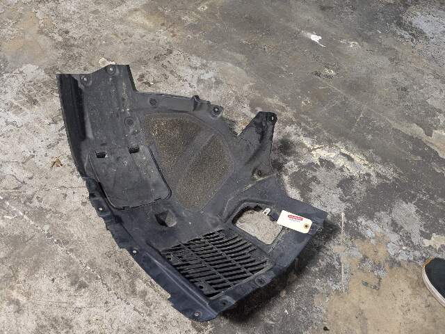 17-21 OEM BMW G30 530 540 Left Driver Side Fender Liner Wheel Splash Shield