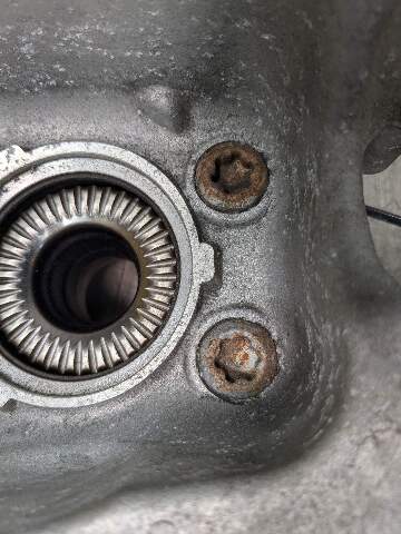 17-23 OEM BMW G30 530 540 M5550 REAR Left Drive Side Hub Knuckle Bearing Carrier