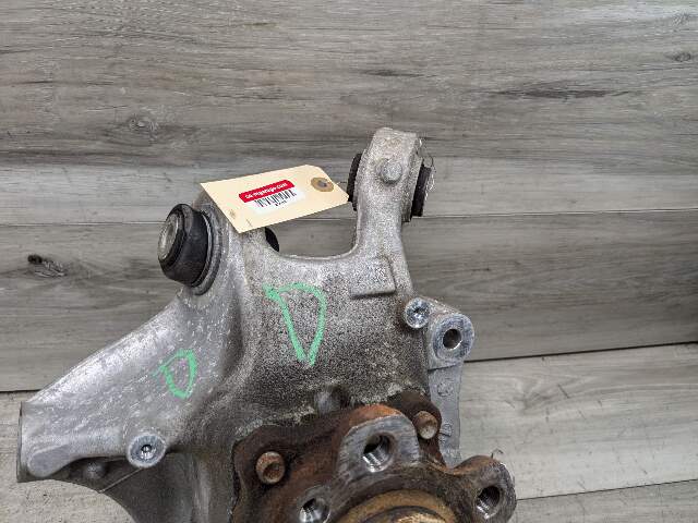 17-23 OEM BMW G30 530 540 M5550 REAR Left Drive Side Hub Knuckle Bearing Carrier