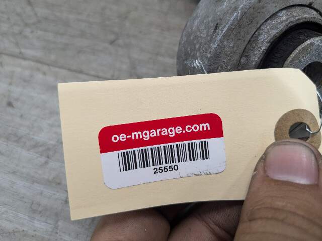 17-23 OEM BMW G30 530 540 M5550 REAR Right Passenger Hub Knuckle Bearing Carrier