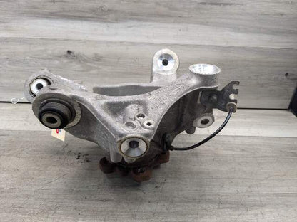17-23 OEM BMW G30 530 540 M5550 REAR Right Passenger Hub Knuckle Bearing Carrier
