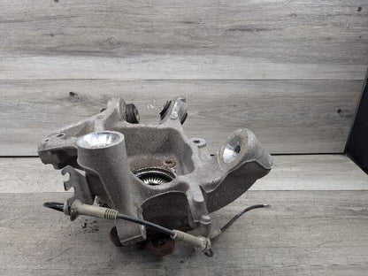 17-23 OEM BMW G30 530 540 M5550 REAR Right Passenger Hub Knuckle Bearing Carrier