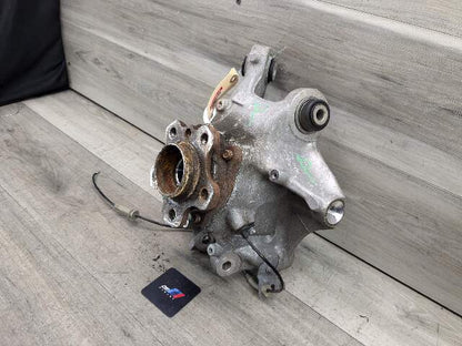 17-23 OEM BMW G30 530 540 M5550 REAR Right Passenger Hub Knuckle Bearing Carrier
