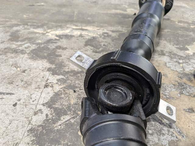 OEM BMW G30 540 AWD Rear Drive Shaft Driveshaft AT Transmission L=1426mm