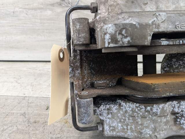 NOTE* OEM BMW G05 G06 40 G20 G22 G23 G26 430 G30 Front Left Driver Brake Caliper