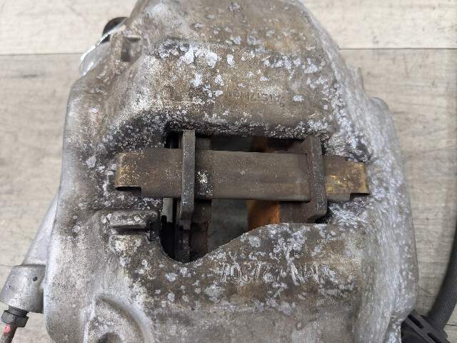 NOTE* OEM BMW G05 G06 40 G20 G22 G23 G26 430 G30 Front Left Driver Brake Caliper