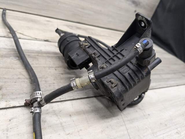 09-13 OEM BMW E70 E90 X5 335D M57N2 Diesel Emission Fluid Transfer Pump SCR