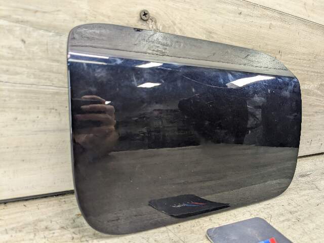 10-17 OEM BMW F10 528 535 550 Rear Fuel Gas Tank Flap Lid Cover Cap Black