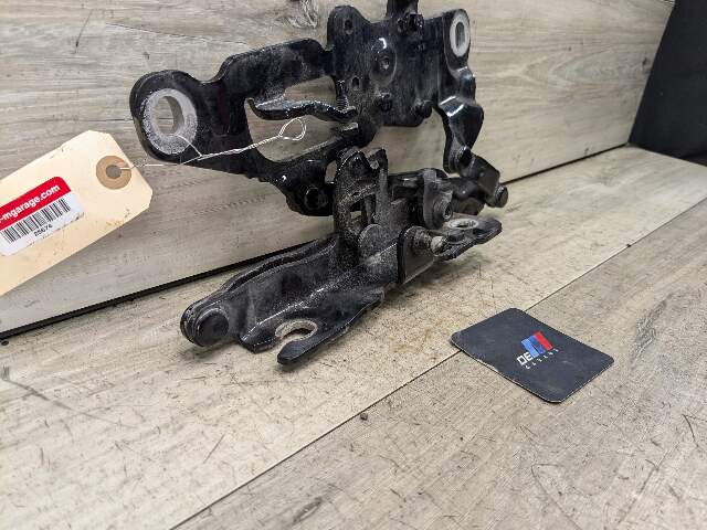 OEM BMW F10 528 535 550 Front Left Side Hood Hinge Support Bracket