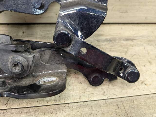 OEM BMW F10 528 535 550 Front Left Side Hood Hinge Support Bracket