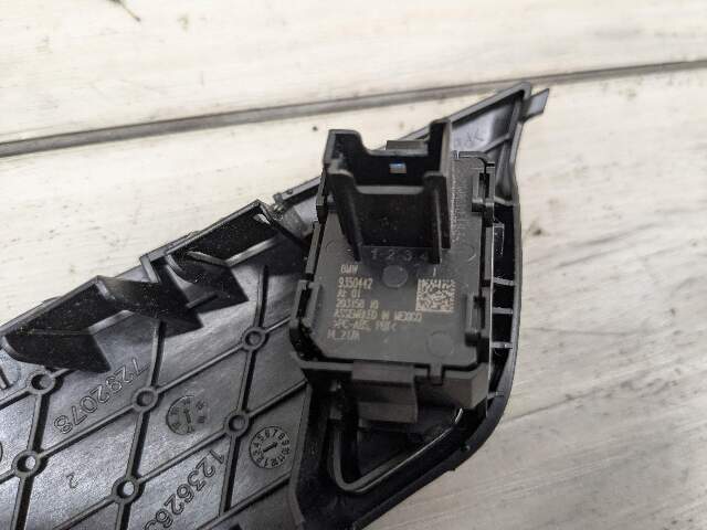14-19 OEM BMW F15 F16 X5 X6 Front Right Passenger Door Panel Lock Switch Control