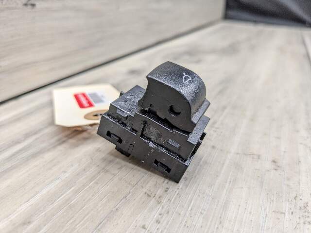 14-19 OEM BMW F15 F16 F85 F86 X5 X6 X5M X6M Trunk Hatch Release Switch Button