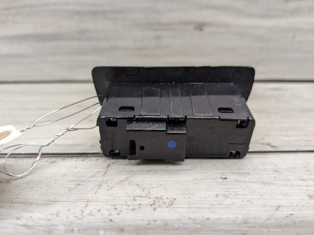 OEM BMW G12 F36 F10 F15 F07 M5 F06 M6 F01 F85 Rear Trunk Lid Center Lock Switch