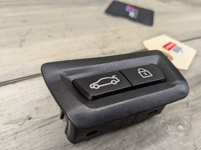 OEM BMW G12 F36 F10 F15 F07 M5 F06 M6 F01 F85 Rear Trunk Lid Center Lock Switch