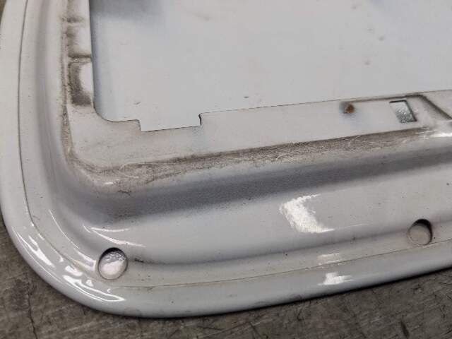 08-13 OEM BMW E82 E88 Coupe Rear Fuel Gas Tank Flap Lid Cover Cap White