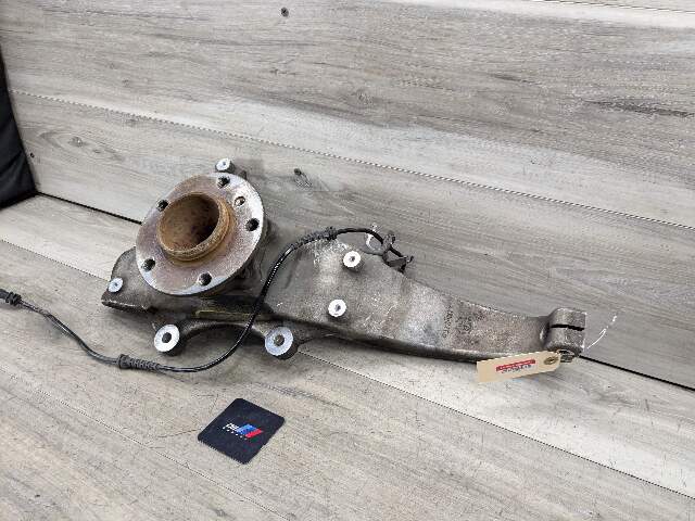 OEM BMW F10 F06 F12 F13 RWD Front Left Side Hub Spindle Carrier Knuckle