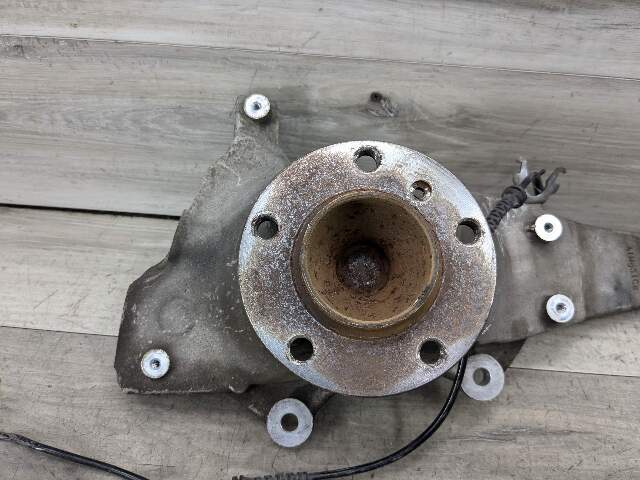 OEM BMW F10 F06 F12 F13 RWD Front Left Side Hub Spindle Carrier Knuckle