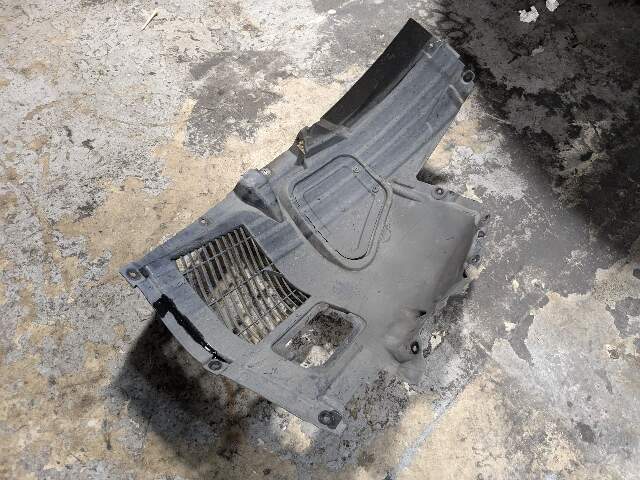 11-16 OEM BMW F10 535 550 Front Driver Side Fender Liner Wheel Splash Shield