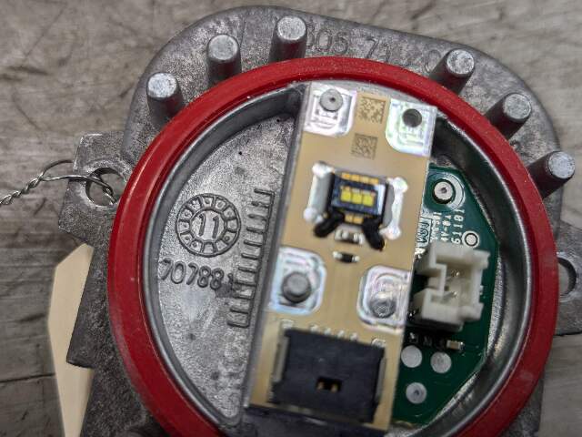 OEM BMW E82 E88 E92 E93 F32 F33 Headlight LED Light Module Ballast Insert Unit