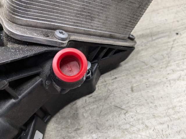 16-21 OEM F22 F23 F30 F32 F33 F36 G30 M240 330 430 540 B58 Oil Filter Housing