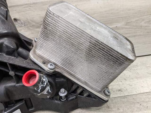 16-21 OEM F22 F23 F30 F32 F33 F36 G30 M240 330 430 540 B58 Oil Filter Housing