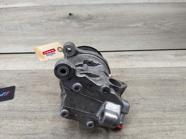 14-19 OEM BMW F15 F16 F85 F86 X5 X5M Engine N63 S63 Power Steering Pump w Pulley