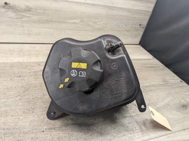 08-18 OEM BMW E70 F15 F85 X5 X6 Sensor Cap Coolant Expansion Tank Reservoir