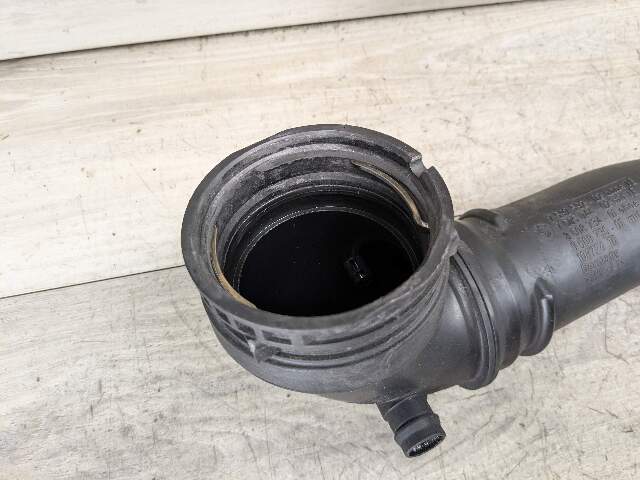 12-18 OEM BMW F30 F32 F33 F36 N20 N26 Turbocharger Air Pressure Pipe Hose Line