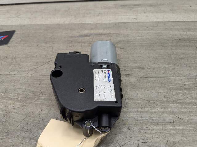 OEM BMW F06 F82 F80 F13 F01 F10 M2 M3 M4 M6 Upper Sunroof Moon Roof Motor Unit