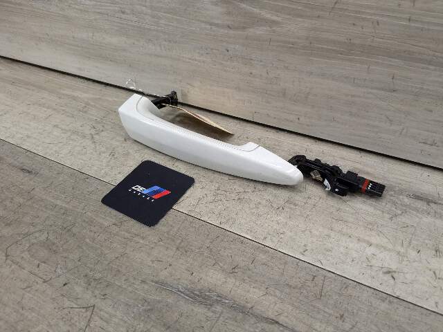 OEM BMW F22 F30 F36 F32 M2 M3 M4 COMFORT ACCESS Right Passenger Door Handle