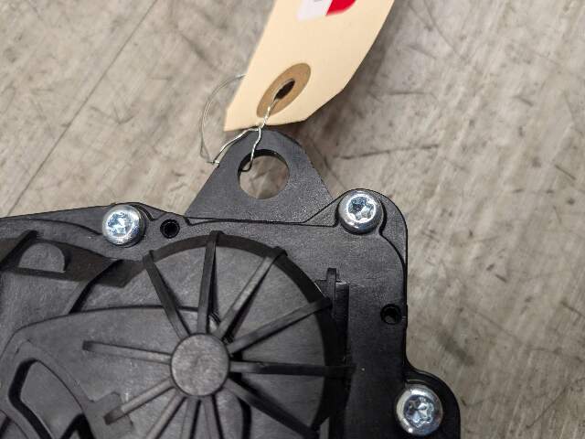 18-21 OEM BMW G30 M550 F90 M5 Trunk Lid Actuator Latch Lock System Assembly