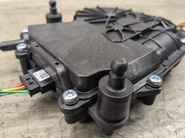 18-21 OEM BMW G30 M550 F90 M5 Trunk Lid Actuator Latch Lock System Assembly