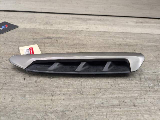OEM BMW G01 G02 X3 X4 Front Left Driver Side Fender Decorative Screen Vent Trim